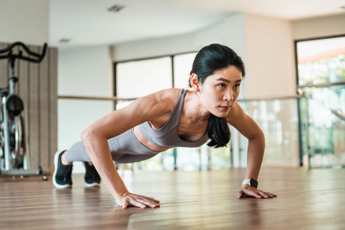 Bodyweight Arm Exercises You Can Do Without Weights